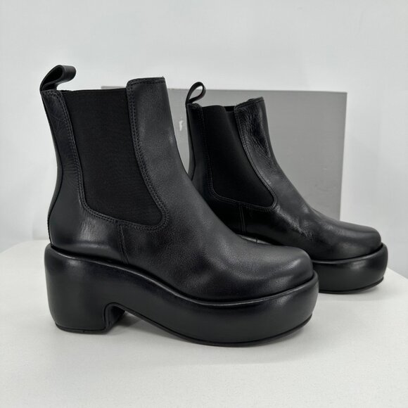 Everlane The Puffa Boot in Black size 8.5 Chelsea Ankle 3.25" Chunky Platform - Picture 1 of 9